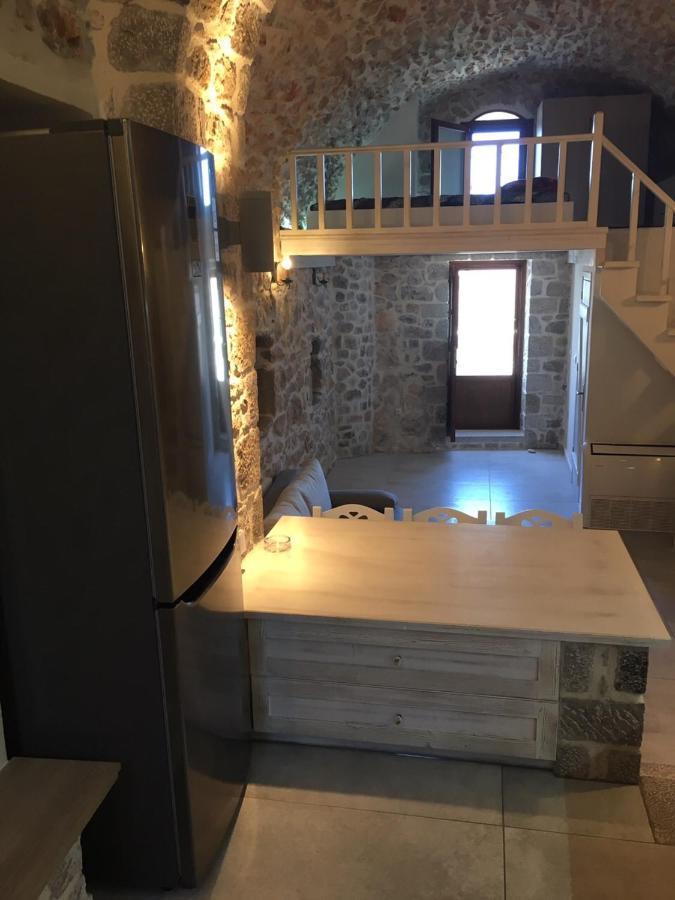 Elata Stone House Villa ภายนอก รูปภาพ
