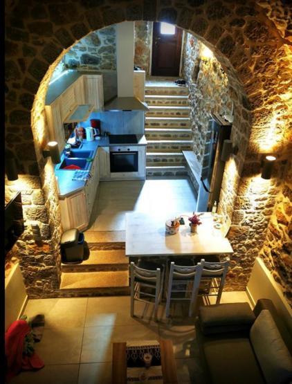 Elata Stone House Villa ภายนอก รูปภาพ